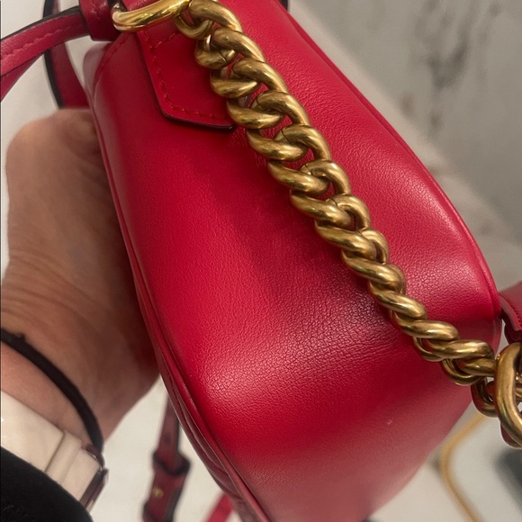 Gucci Red Crossbody Bag with Gold Accents - Picture 8 of 11